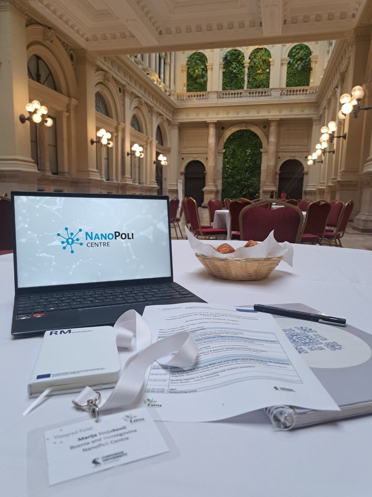 УМРЕЖАВАЊЕ В4 И ЗБ: НАНОПОЛИ У БУДИМПЕШТИ