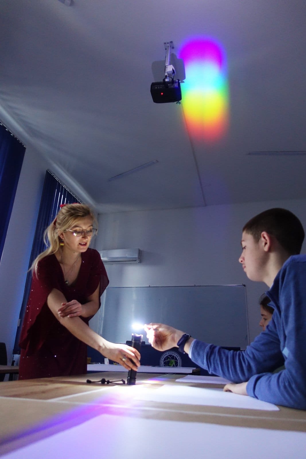 УЧИMO,  СТВАРАМО, ПРОСЛАВЉАМО: МЕЂУНАРОДНИ ДАН ОБРАЗОВАЊА